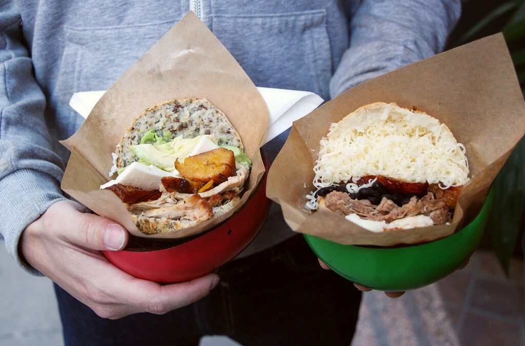 12 restaurantes en Santiago con sabor latino y delivery