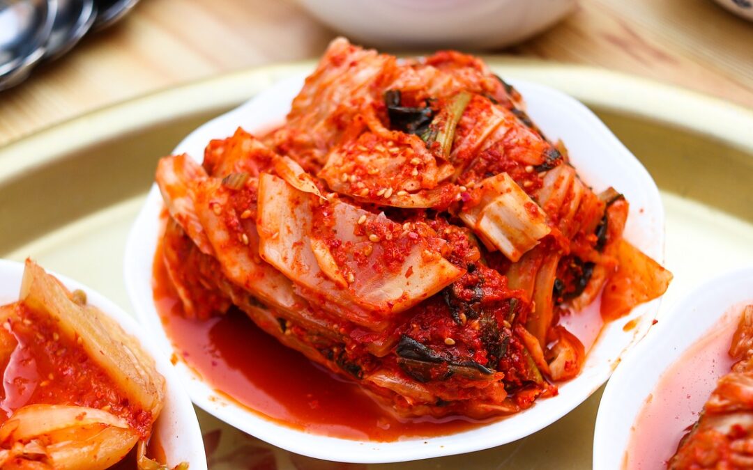 Todo sobre el Kimchi: el sabroso alimento probiótico coreano que está marcando tendencia