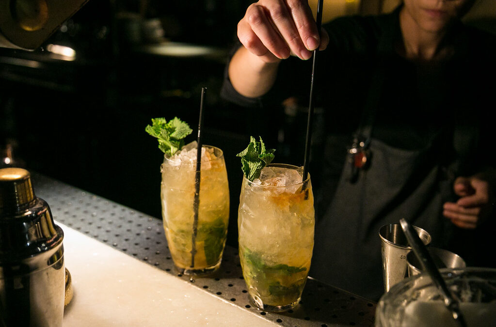 12 bares con onda para disfrutar la primavera en Santiago