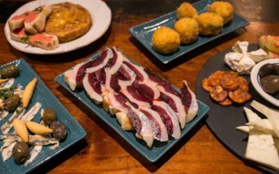 Malasaña, la taberna que se luce con sus tapas y cervezas en Santiago Centro