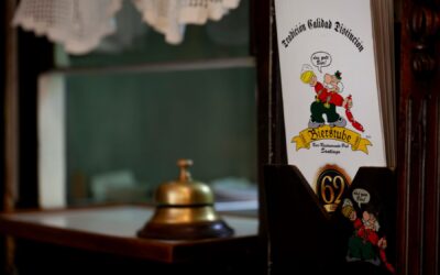 Bierstube: jarras de cerveza y cocina alemana con más de seis décadas en el centro de Santiago