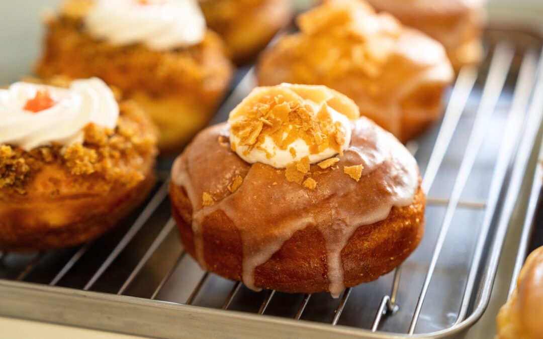 Free The Donut: una exhibición de donas artesanales, café de especialidad y brunch en Barrio Franklin